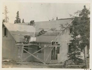 Image: Labrador Scientific Station- Building house